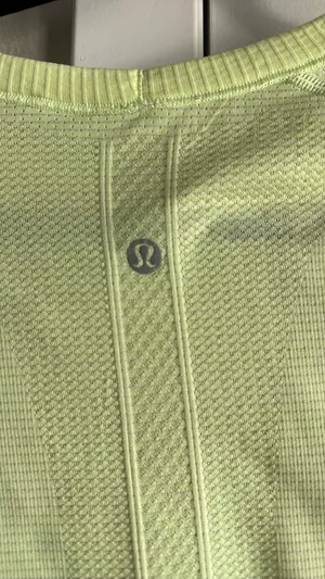 Swift Long Lululemon Stride Sleeve Shirt thumbnail 4