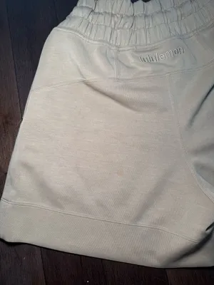 Lululemon Shorts Soft Ambitions High-Rise thumbnail 8