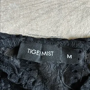 Tiger Mist Black Lace Tank Top thumbnail 2