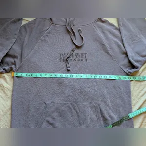 Taylor Swift Gray The Eras 2023-2024 Hoodie Blue/Grey XLarge thumbnail 5
