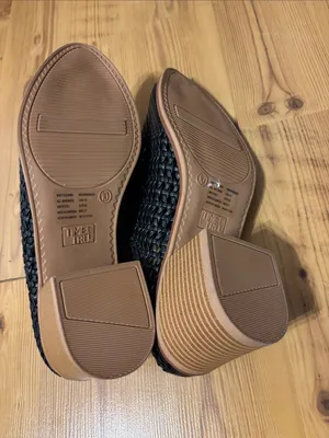 Time and Tru Black Woven Slip-On Loafers thumbnail 4