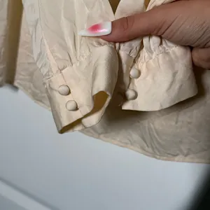 Theory 100% Silk Longsleeve blouse | Cottagecore | Maidencore | Capaule Wardrobe thumbnail 3