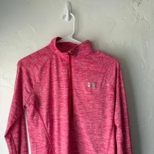 Under Armour Women's Size Medium Loose Pink‎ Half Zip Heat Gear Running Top thumbnail 2