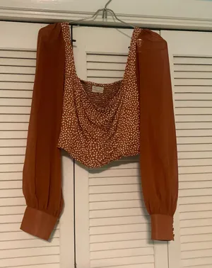 Urban Outfitters Croptop thumbnail 1