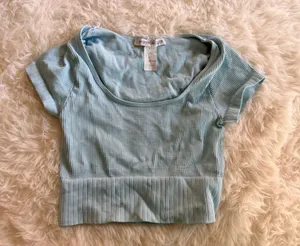 Jordyn Jagger Baby Blue Ribbed Cropped Top One Size Size XS thumbnail 1