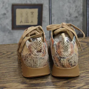 NWT G.I.L.I. Womens Snake Print Suede Low Top Sneakers Caramel Brown 6.5M thumbnail 4