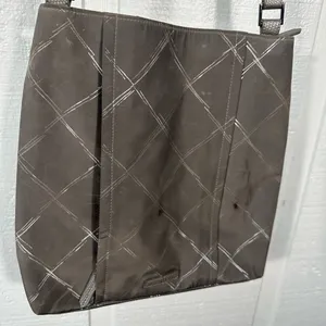 Vera Bradley Nylon Crossbody Shoulder Bag Purse With Silver diamond Patt… thumbnail 3