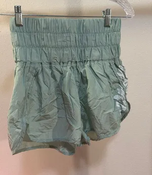 Free People thumbnail 1