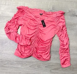 •EXPRESS• SLOUCHY TOP thumbnail 1