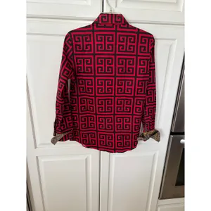 Tizzie‎ Red Black Greek Key Button Down Shirt Leopard Trim Small thumbnail 6