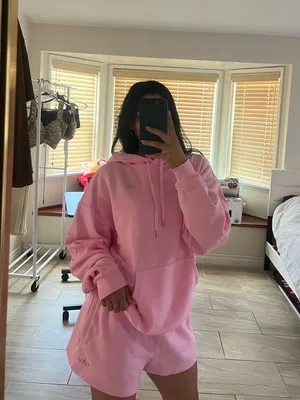 Alo yoga hoodie + sweatshorts thumbnail 2