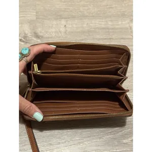 Fossil Logan Brown Pebbled Leather Zip Around Wristlet Wallet‎ Clutch thumbnail 5