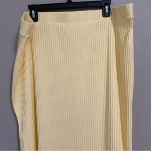 NEW Old Navy Yellow Cotton Blend High Waisted Ribbed Midi Skirt Women’s Size XXL thumbnail 7