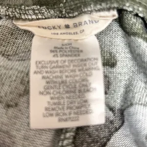 Lucky Brand Women Sweat Shorts S Green Camo Print Soft Knit‎ Lounge Cozy Leisure thumbnail 4