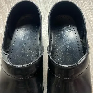 Dansko Leather Clogs Size 39 (US 8.5-9) Narrow thumbnail 5