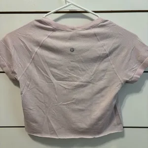 Lululemon Meadowsweet Pink Crop Swiftly Tee *FLAWED* thumbnail 4