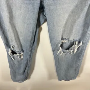 Abercrombie & Fitch Curve Love‎ Mom High Rise Distressed Jeans Light Wash 32/14R thumbnail 3