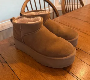 Ugg Class Ultra Mini Platform thumbnail 1