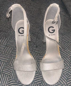 Guess Silver Snakeskin Pumps thumbnail 1