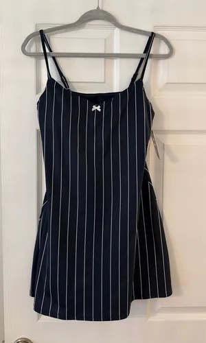 Gilly Hicks Navy Pinstripe Dress with White Stripes with shorts under it size L thumbnail 1
