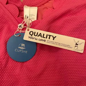 CUPSHE NWT Women's One Piece Scalloped Swimsuit Hot Pink Size Medium thumbnail 7