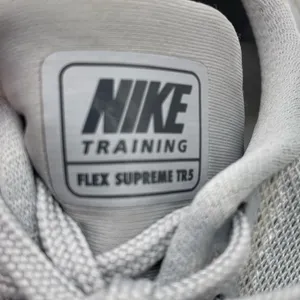 Nike Women's Flex Supreme TR 5 Training Shoe - Grey - 7 thumbnail 15