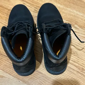 Timberland Black Women's Lace Up Boots thumbnail 2