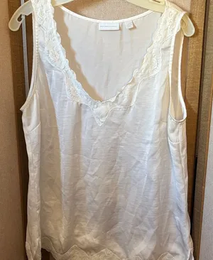 New York & Company White Lace Trim V-Neck Camisole Large thumbnail 1