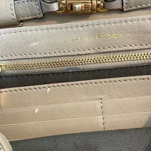 Marc Jacobs Beige Leather Small Gold Studded Shoulder Bag thumbnail 7