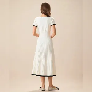 Rihoas Women's White Contrasting Sweater Midi Dress thumbnail 3