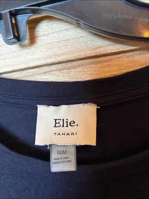 Tahari Black Short Sleeve Crewneck Tee Medium thumbnail 2