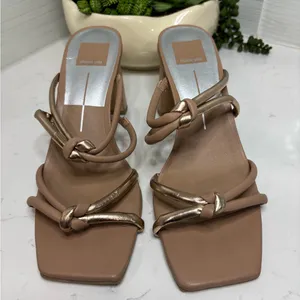 Dolce Vita Women’s Nude Block Heel Sandals Size 9 Square Toe Slip On thumbnail 3