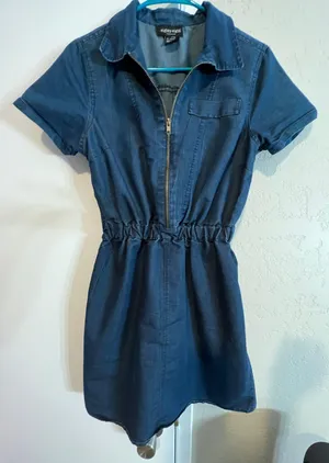 Jeans dress thumbnail 1