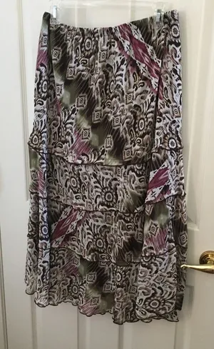 FINAL MARKDOWN Ladies dress. Barn skirt small thumbnail 1