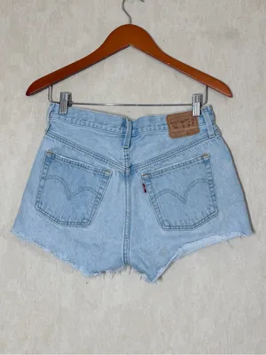 Levi’s 501 Women’s Original Shorts Denim High Rise Button Fly in Light Wash 28 thumbnail 3