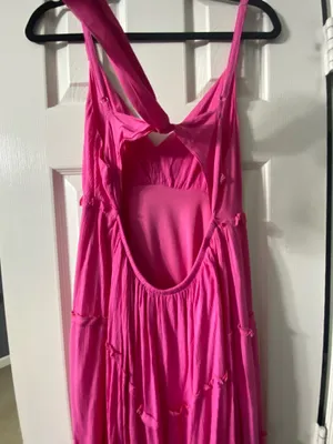 Pink ruffle tiered dress Size L thumbnail 4