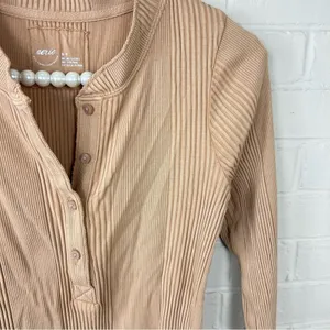 Aerie Road Trip Long Sleeve Henley Ribbed Shirt Size M thumbnail 6