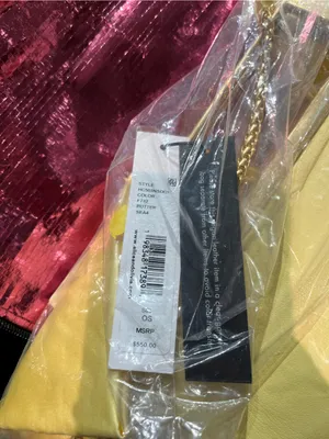 Nwt Alice + Olivia Semira Bow Clutch Bag Butter Yellow thumbnail 9