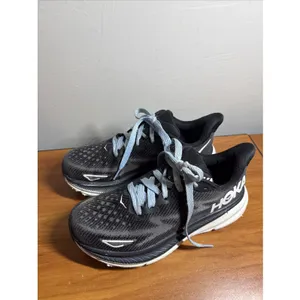 HOKA Clifton 9 Women Black/White Running Shoes Size 8B thumbnail 2