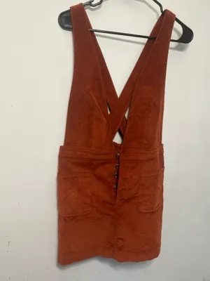 Women’s Rust Brown Faux Suede Deep V-Neck Mini Dress with Front Pockets thumbnail 6