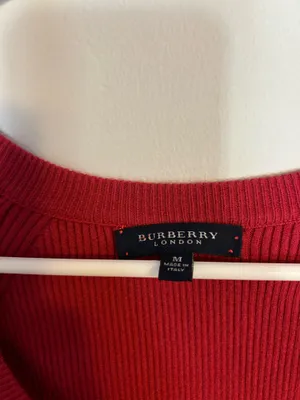 Burberry Red Top Original thumbnail 3