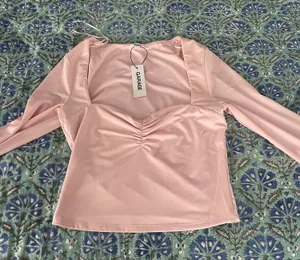 Long Sleeve thumbnail 1