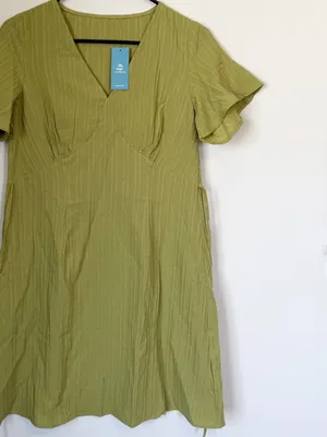 NWT Cupshe Green Flared Sleeve Mini Dress - Size: Small thumbnail 5