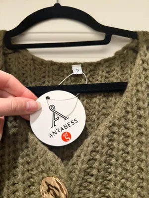 Amazon sweater vest thumbnail 3
