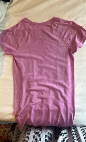 Lululemon Swiftly Tech Short Sleeve thumbnail 2