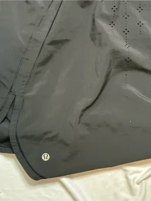 Lululemon black cut out tank top best thumbnail 2