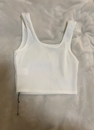 Zaful Cropped Tanktop thumbnail 1