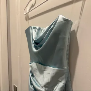 House of CB ‘Odelle’ Ocean Blue Strapless Mini Dress NWOT thumbnail 3