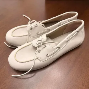 Tommy Bahama Boat Shoe - W 8.5 thumbnail 2