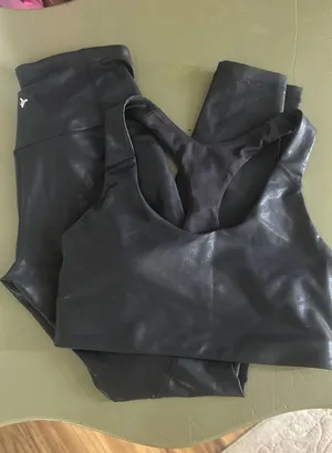 Old Navy Active Workout Set Black thumbnail 1